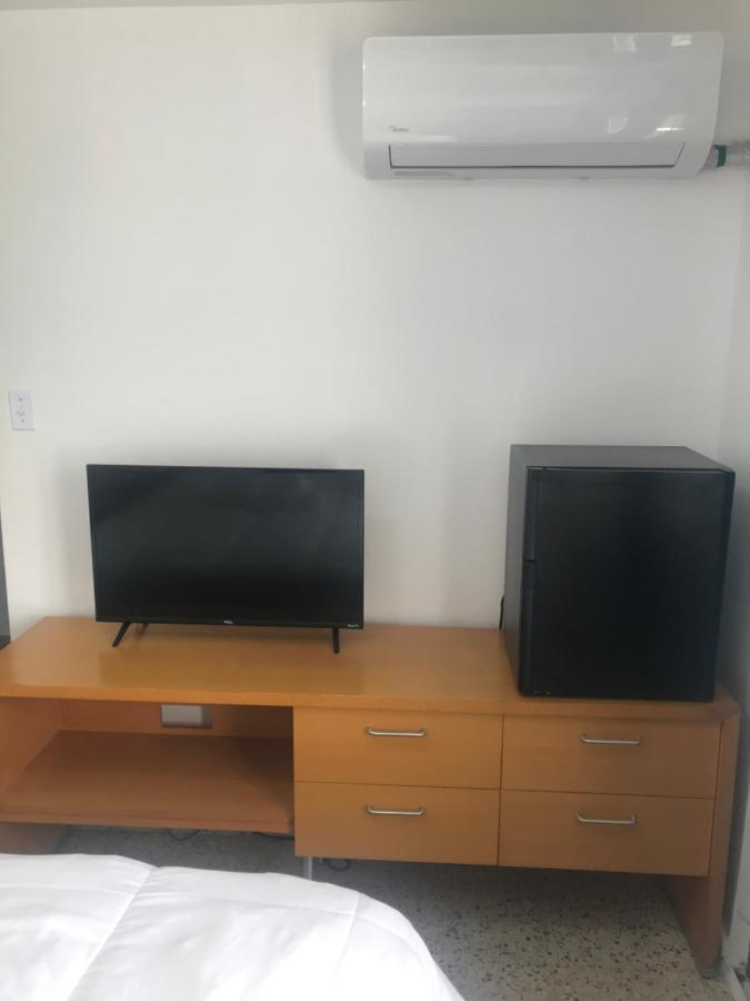 Isla Verde Inn Σαν Χουάν Εξωτερικό φωτογραφία